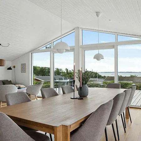Сasa de vacaciones Newly Renovated With Aarhus Bay Views