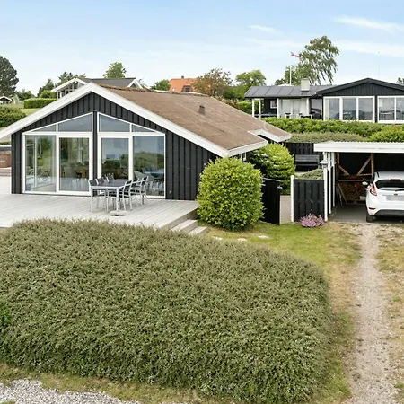 Newly Renovated With Aarhus Bay Views Dom wakacyjny Rønde