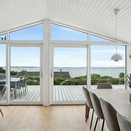 Newly Renovated With Aarhus Bay Views Dom wakacyjny Rønde