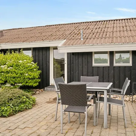 Newly Renovated With Aarhus Bay Views *